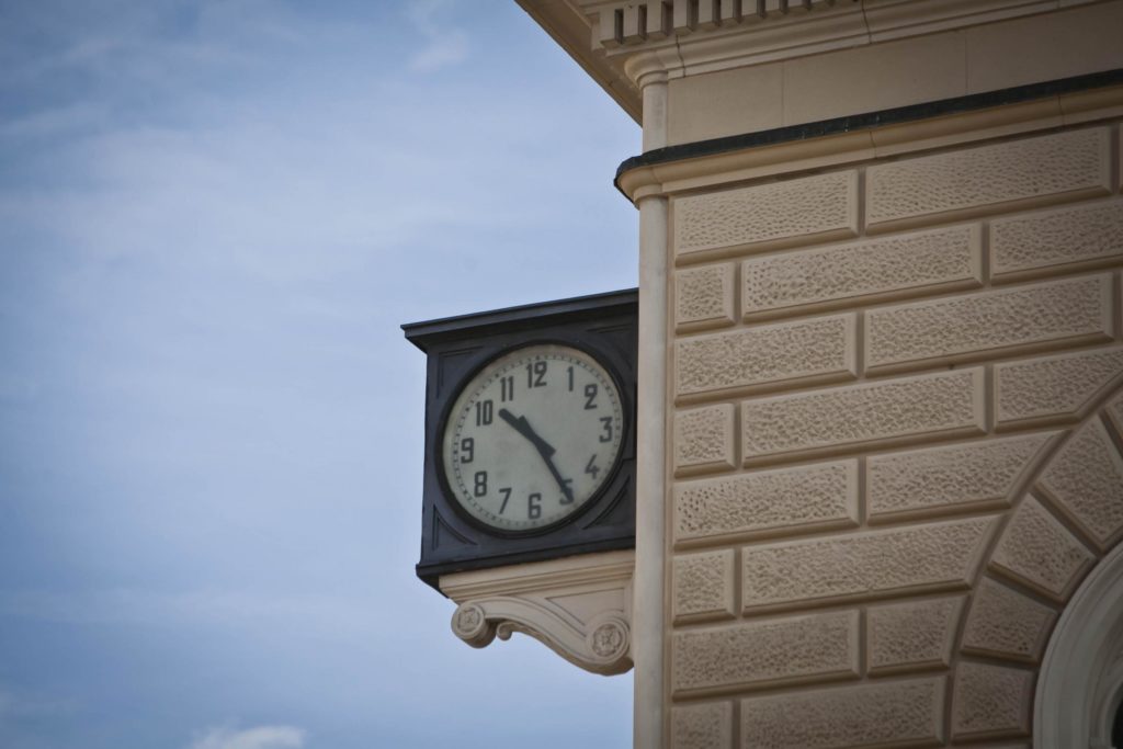 Orologio stazione di Bologna Centrale